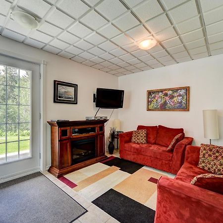 32 B De Vebron Apartment L'Anse-Saint-Jean Luaran gambar